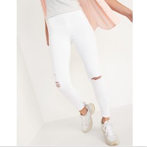 Old navy white ripped skinny jeans